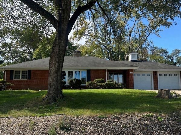 9410 S 86th Court , Hickory Hills, IL 60457