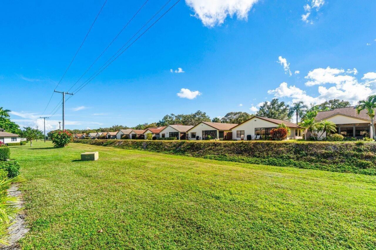 4862 Equestrian Road, Boynton Beach, FL 33436 Photo