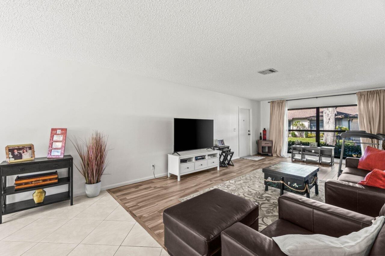 4862 Equestrian Road, Boynton Beach, FL 33436 Photo