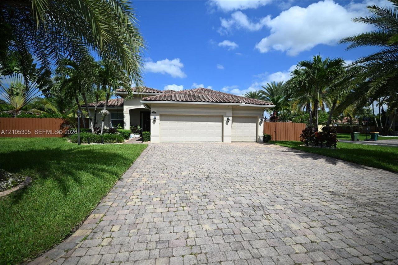 1631 NW 21st St, Homestead, FL 33030 Photo