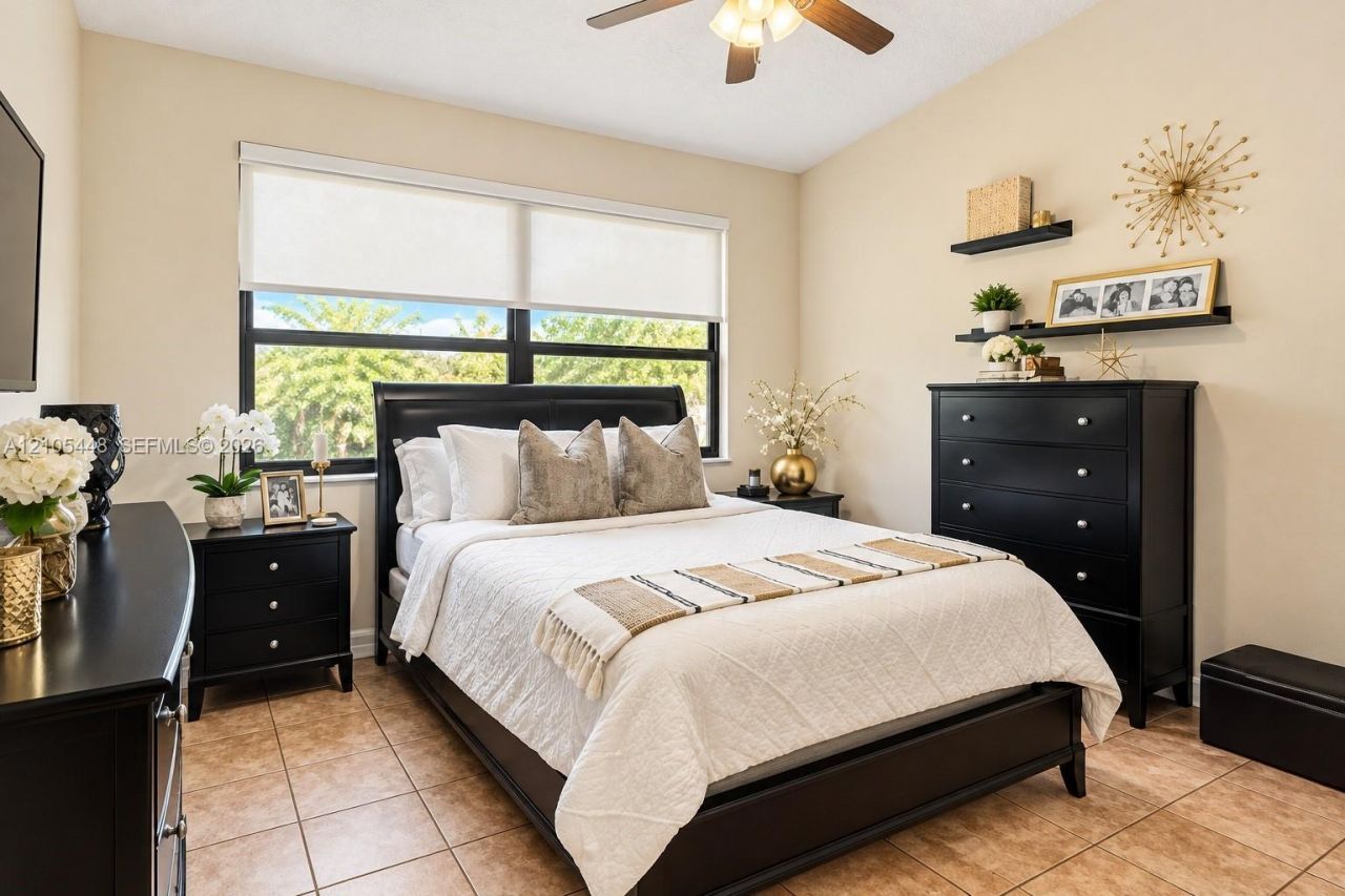 15515 N Miami Lakeway N , Unit 204-11, Miami Lakes, FL 33014 Photo
