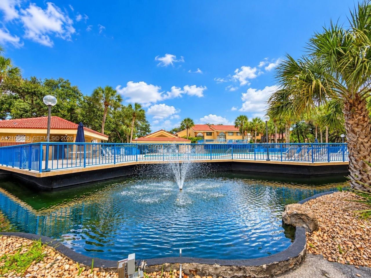 15515 N Miami Lakeway N , Unit 204-11, Miami Lakes, FL 33014 Photo