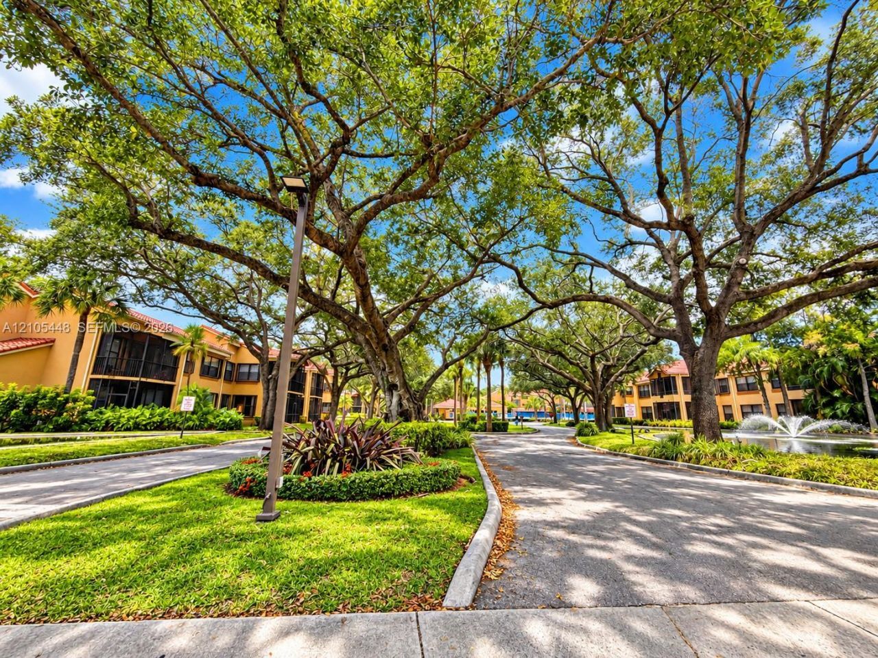 15515 N Miami Lakeway N , Unit 204-11, Miami Lakes, FL 33014 Photo