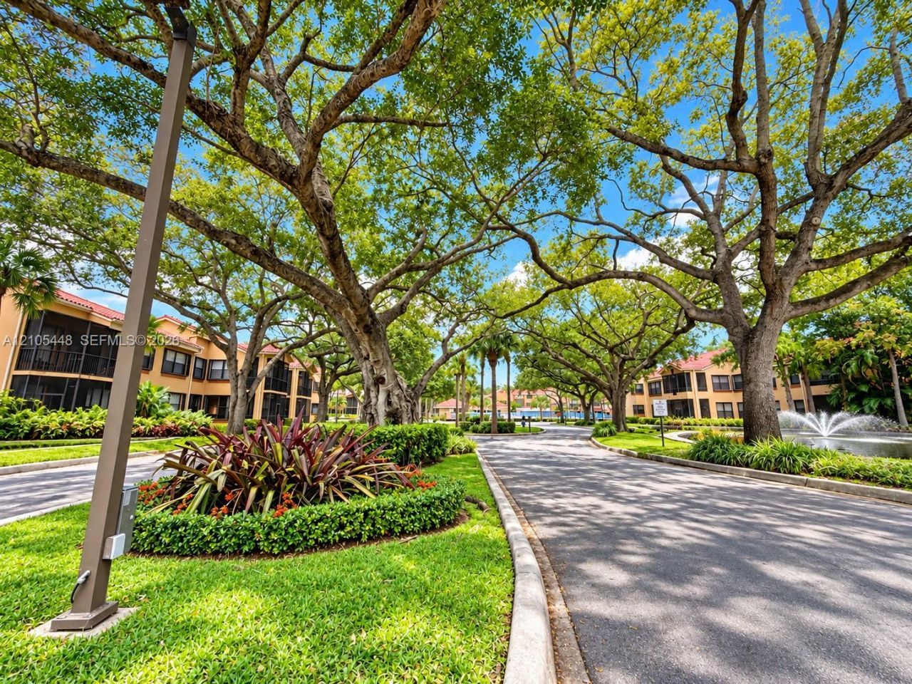 15515 N Miami Lakeway N , Unit 204-11, Miami Lakes, FL 33014 Photo