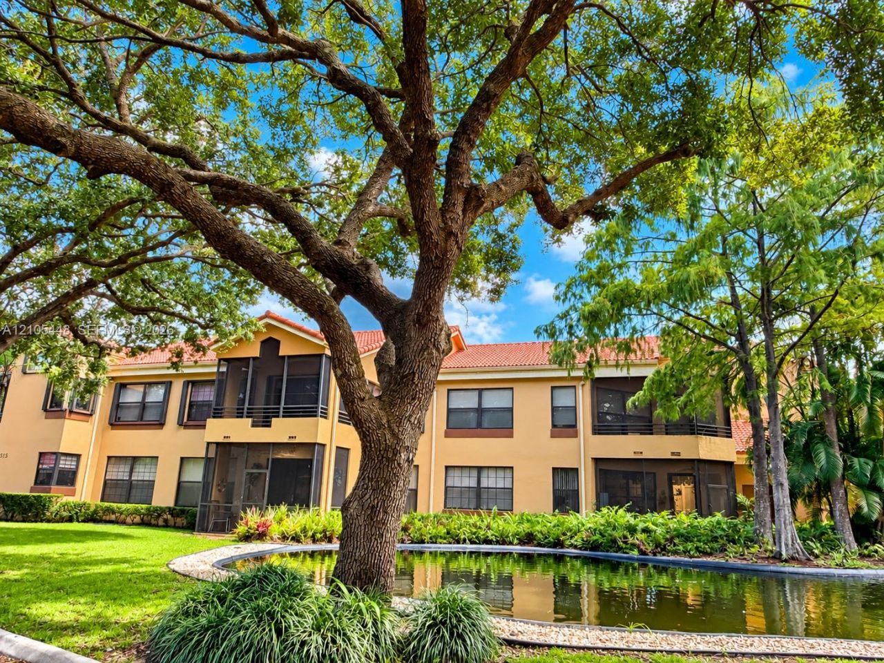 15515 N Miami Lakeway N , Unit 204-11, Miami Lakes, FL 33014 Photo