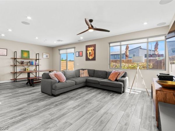 9220 Desert Pearl Avenue, Las Vegas, NV 89148