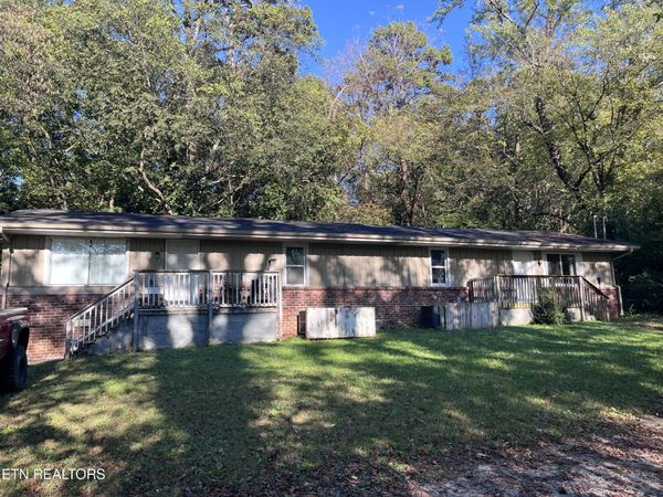 930 James Rd, Knoxville, TN 37914