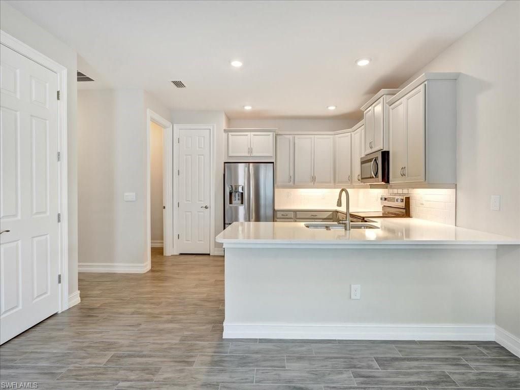 999 Enbrook Loop , Naples, FL 34114 Photo