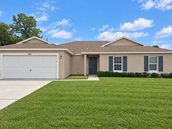 588 SW S Quick Circle, Port St. Lucie, FL 34953