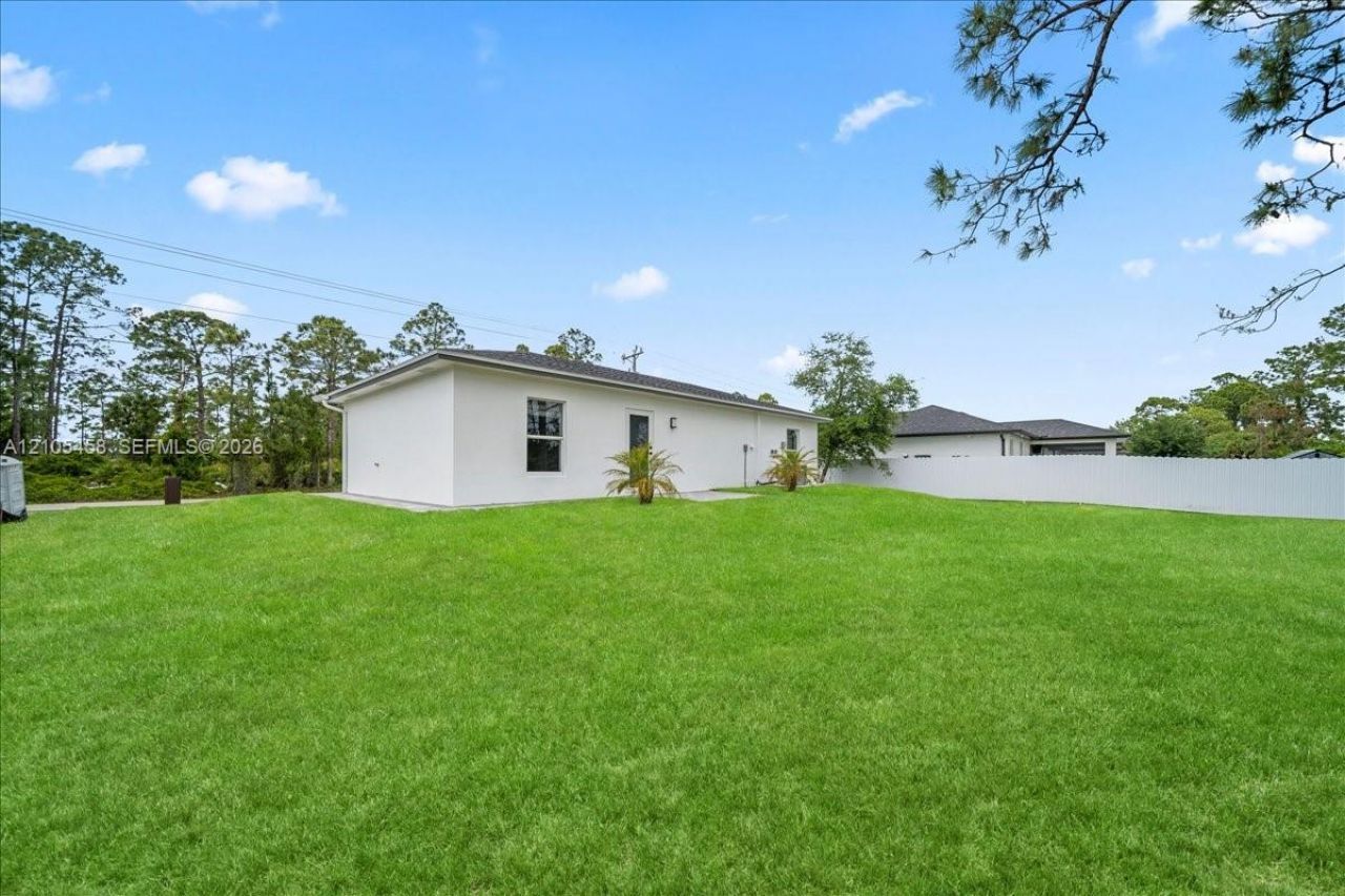 1053 S Joponica , Lehigh Acres, FL 33974 Photo