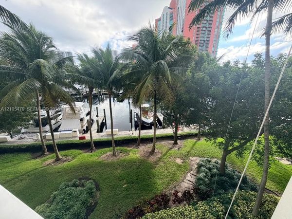3340 NE 190th St , Unit 308, Aventura, FL 33180