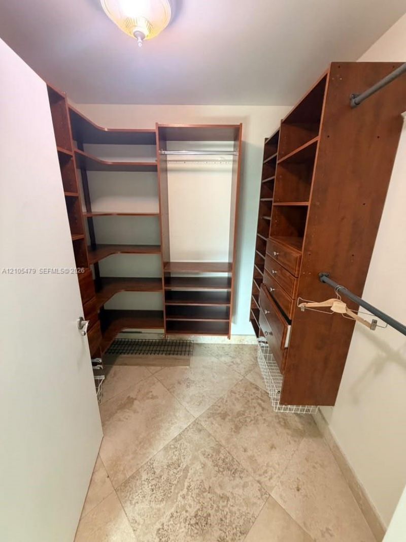 3340 NE 190th St, Unit 308, Aventura, FL 33180 Photo