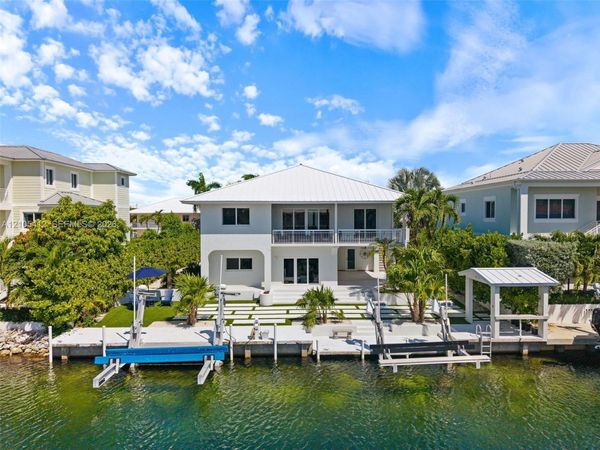 59 W Plaza Del Sol, Islamorada, FL 33036