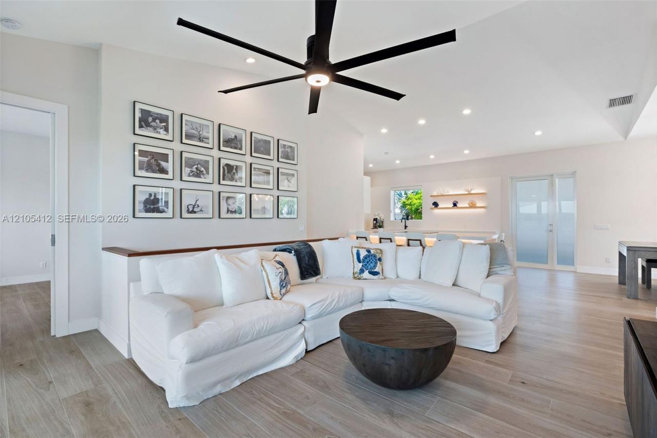 59 W Plaza Del Sol, Islamorada, FL 33036 Photo