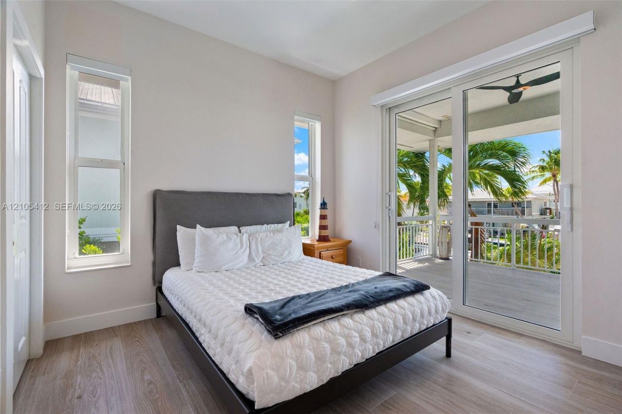 59 W Plaza Del Sol, Islamorada, FL 33036 Photo