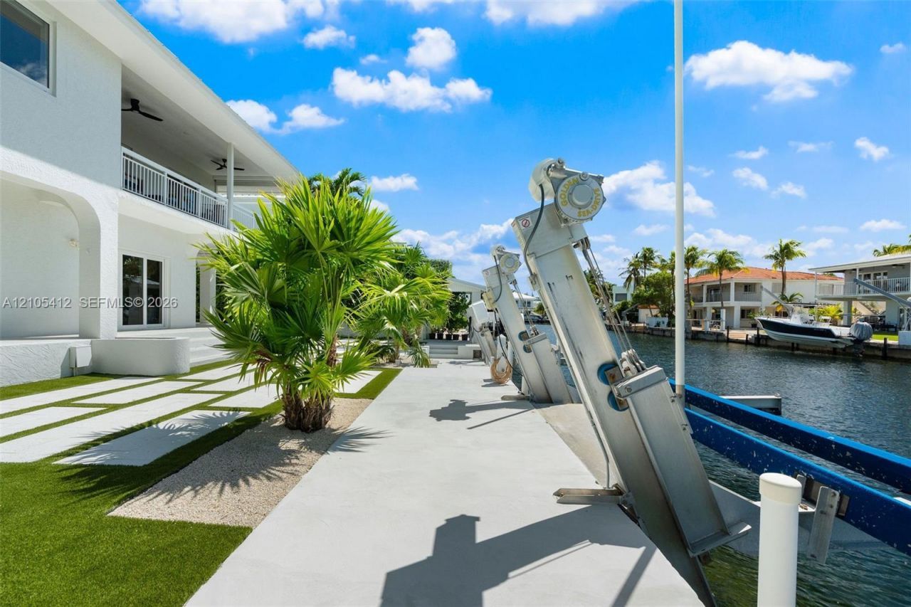 59 W Plaza Del Sol, Islamorada, FL 33036 Photo