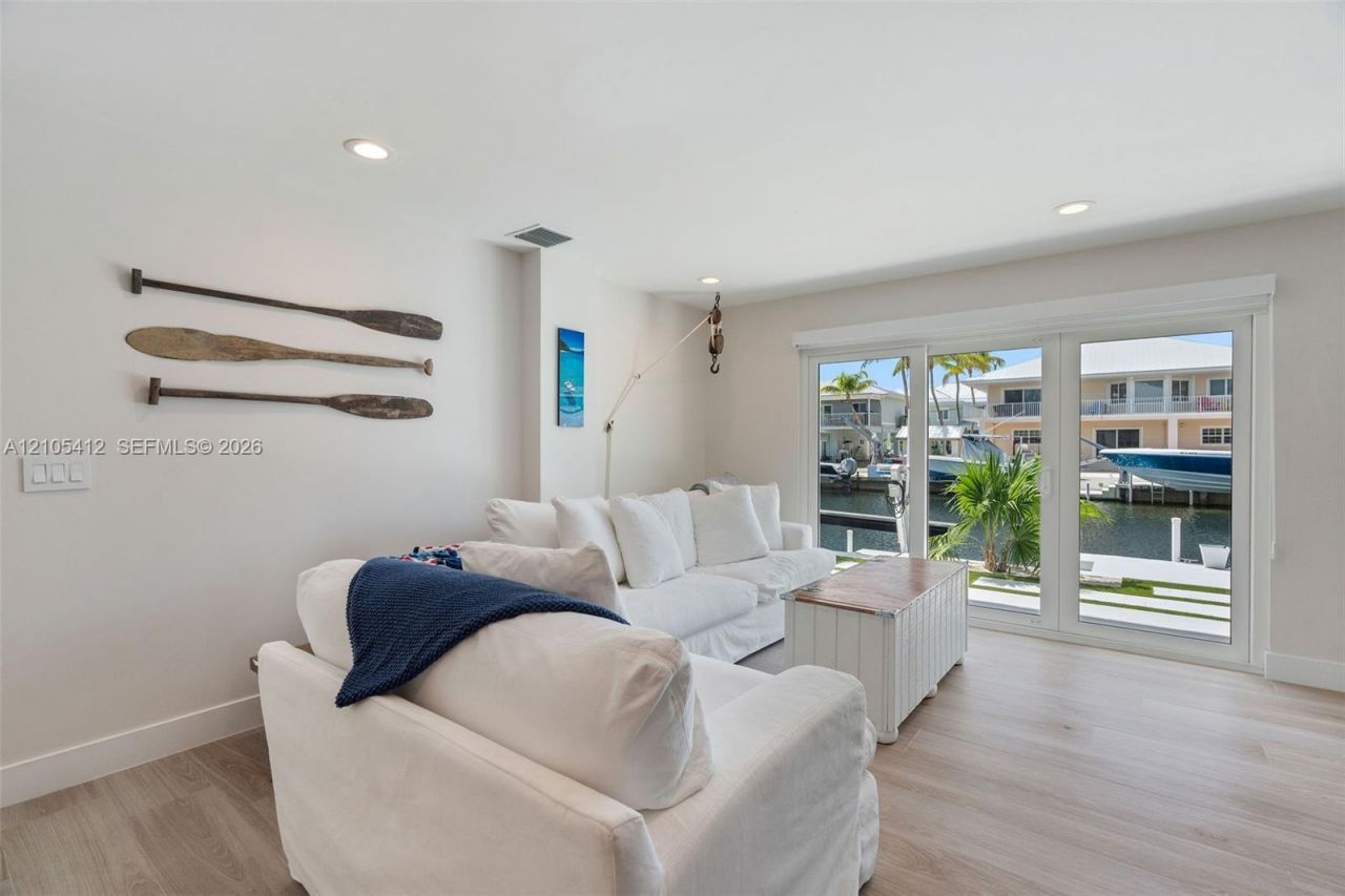 59 W Plaza Del Sol, Islamorada, FL 33036 Photo