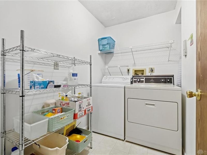 1431 Hollow Run, Unit 1, Centerville, OH 45459 Photo 16