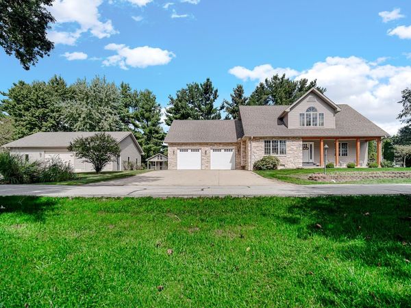 18174 Hiawatha Trail, Plymouth, IN 46563