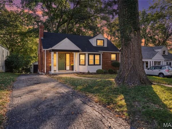 216 S Hartnett Avenue, Ferguson, MO 63135