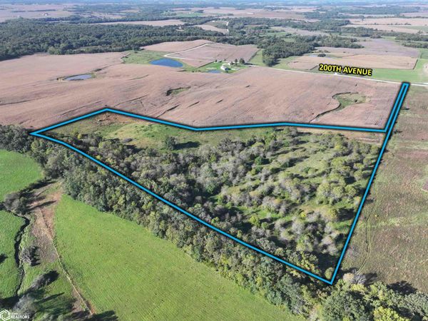 200th Avenue, Sigourney, IA 52591