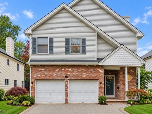 12 Vine St, Chatham, NJ 07928