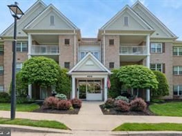 400 PLUMBRIDGE COURT, Unit 202, LUTHERVILLE TIMONIUM, MD 21093