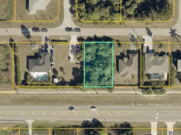 BREWSTER ROAD , Unit 4, NORTH PORT, FL 34288