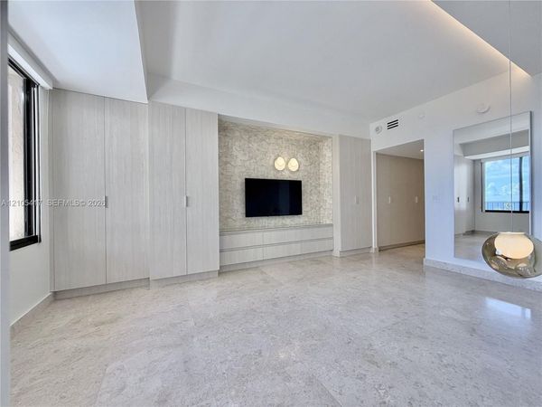 201 Crandon Blvd , Unit 605, Key Biscayne, FL 33149