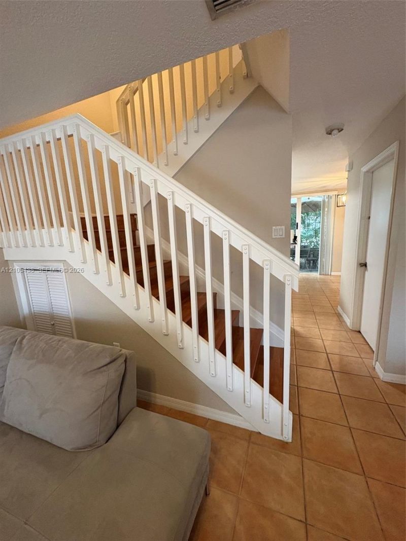 620 SW 107th Ave, Unit 702, Pembroke Pines, FL 33025 Photo