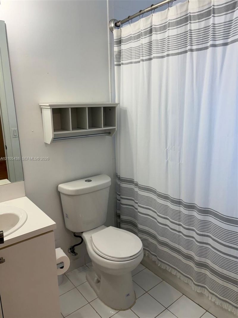 620 SW 107th Ave, Unit 702, Pembroke Pines, FL 33025 Photo