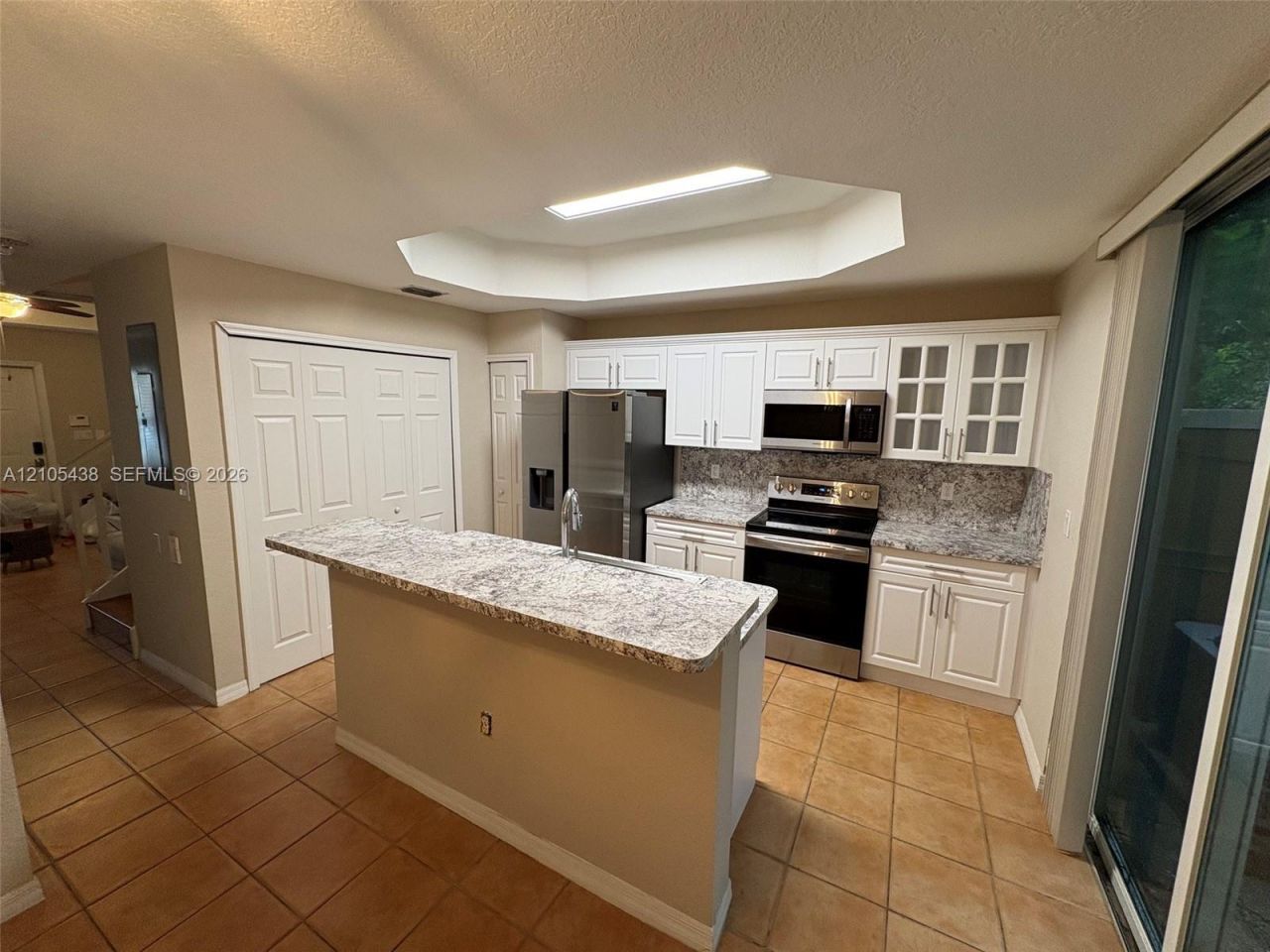 620 SW 107th Ave, Unit 702, Pembroke Pines, FL 33025 Photo