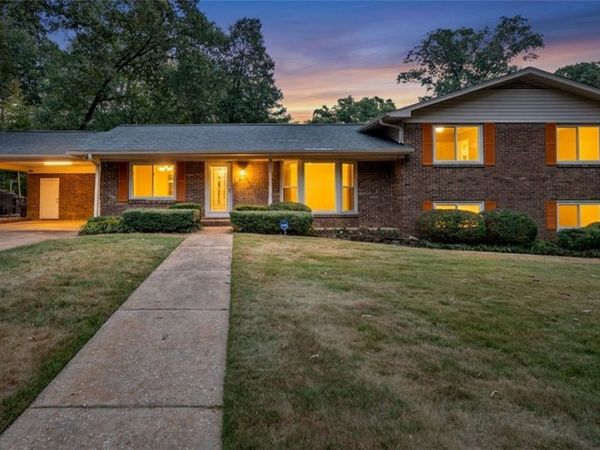 5705 Dove Creek Avenue, Northport, AL 35473