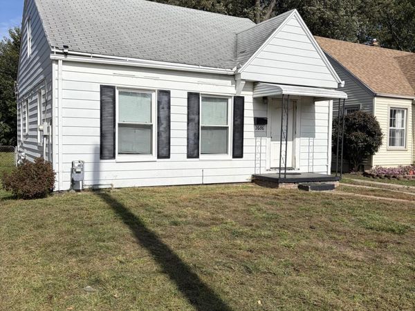 2606 Gracewood Road , Toledo, OH 43613