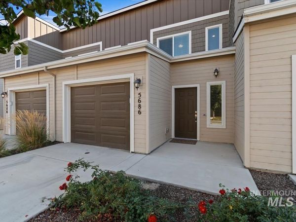 5686 Cherry Lane, Nampa, ID 83687