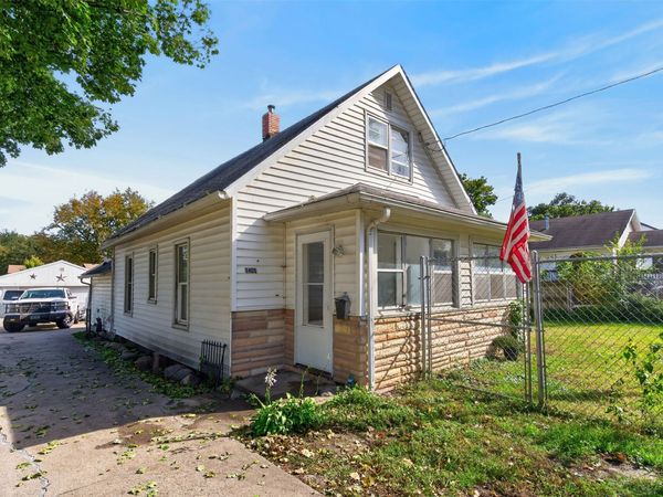1405 E 25th Street, Des Moines, IA 50317