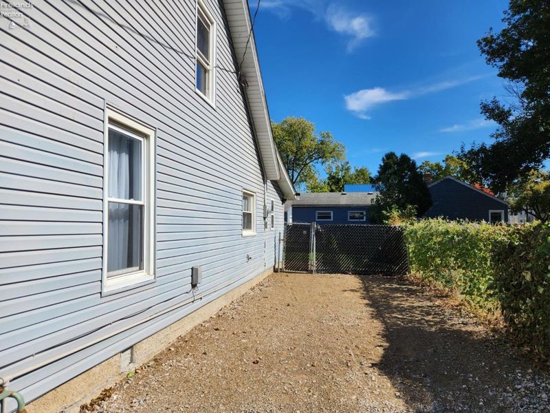 428 Pearl Street, Sandusky, OH 44870 Photo 4