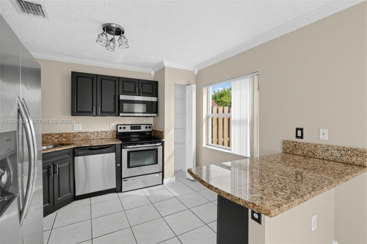 15310 SW 47th St , Miramar, FL 33027 Photo