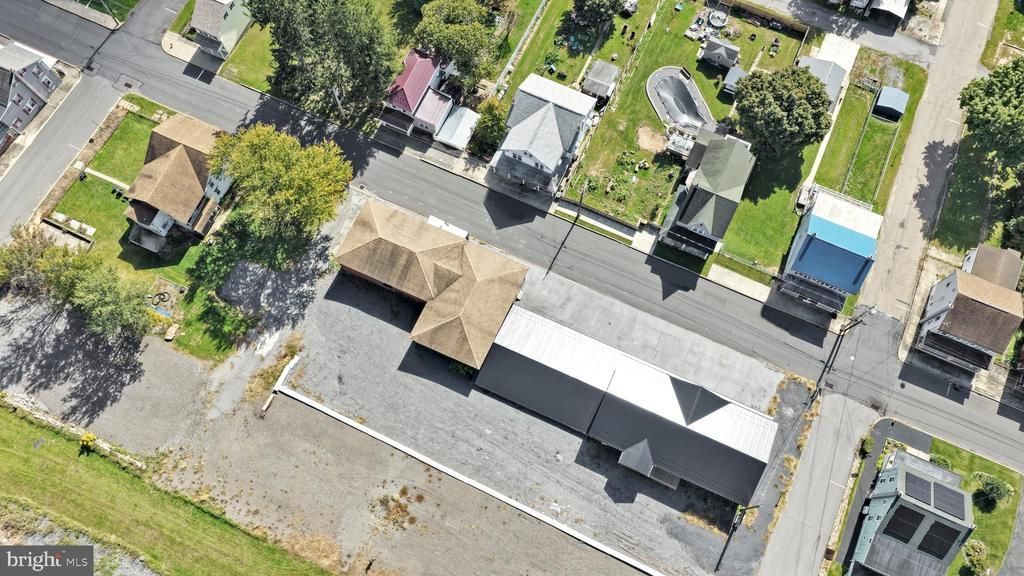 101 E COLLIERY AVENUE, TOWER CITY, PA 17980