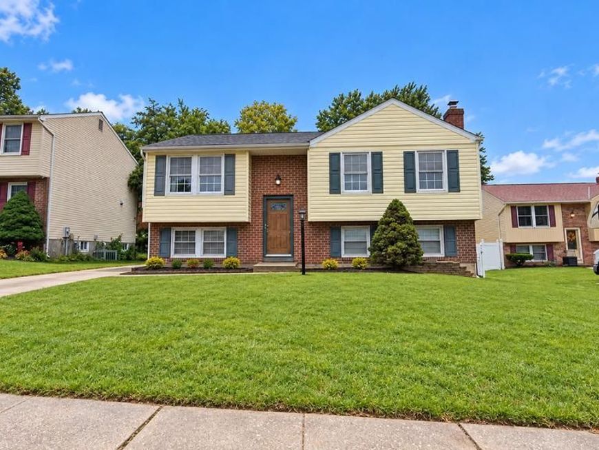 18 Woodmans Court, Baltimore, MD 21221 Main Photo