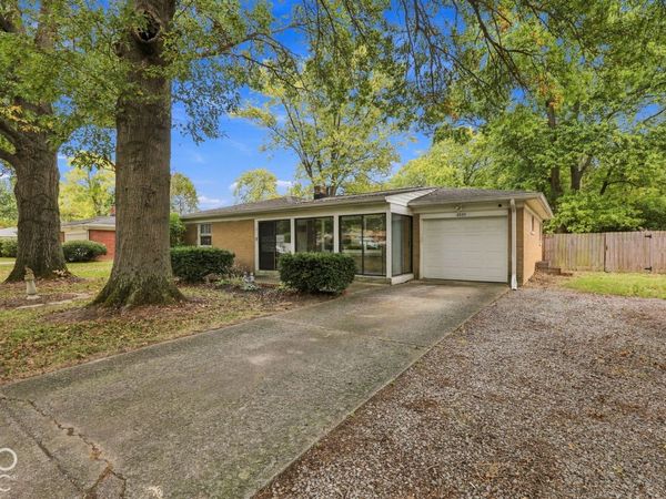 6035 Woodside Drive, Indianapolis, IN 46228