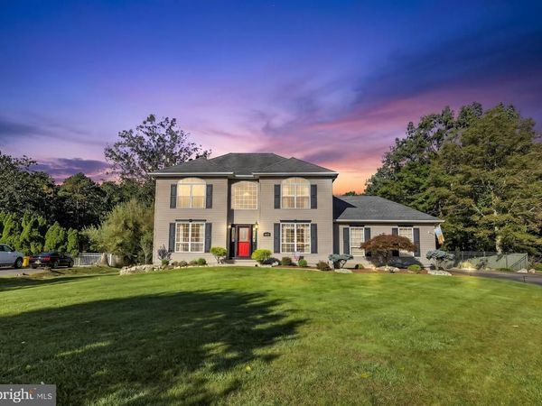 611 WINTERBERRY BOULEVARD, JACKSON TOWNSHIP, NJ 08527