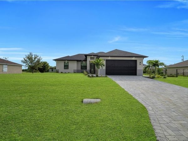 1909 NE 19TH PL , CAPE CORAL, FL 33909