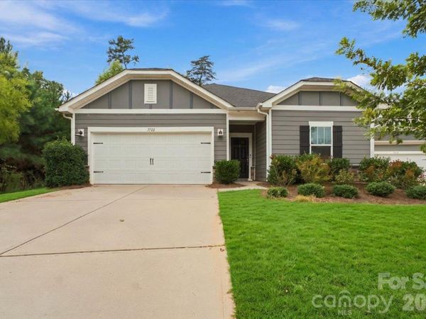 7722 Porrera Street, Charlotte, NC 28214