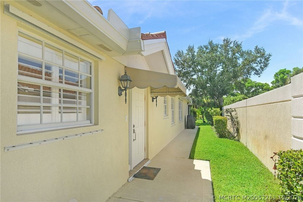 8016 SE Peppercorn Court , Hobe Sound, FL 33455 Photo