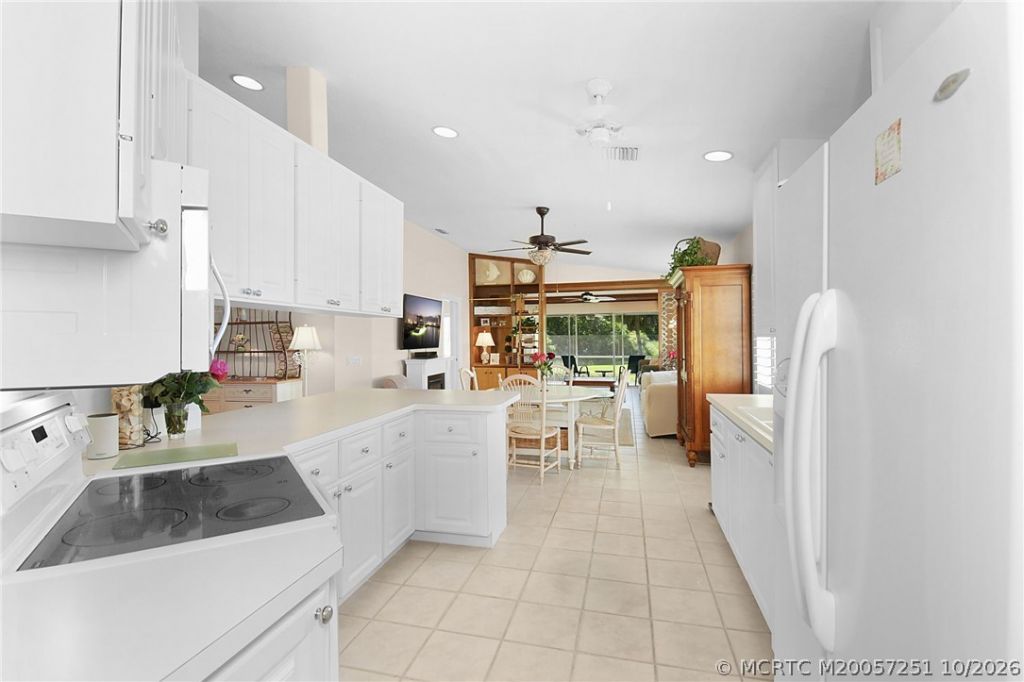 8016 SE Peppercorn Court , Hobe Sound, FL 33455 Photo