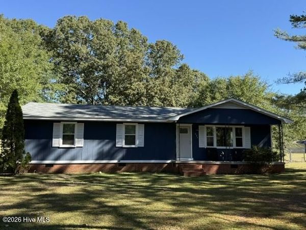 204 6th Street , Aberdeen, NC 28315