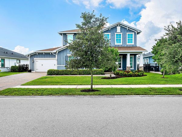 865 Hookline Circle, Loxahatchee, FL 33470