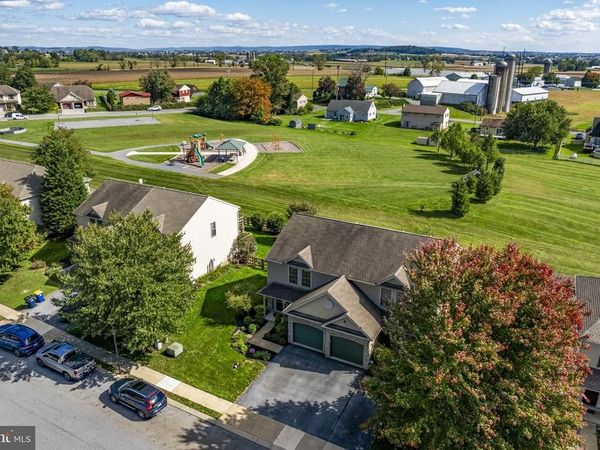 124 TALON DRIVE, EPHRATA, PA 17522
