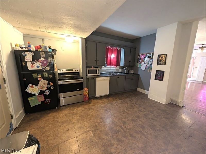 212 King Street, Ravenna, OH 44266 Photo 7